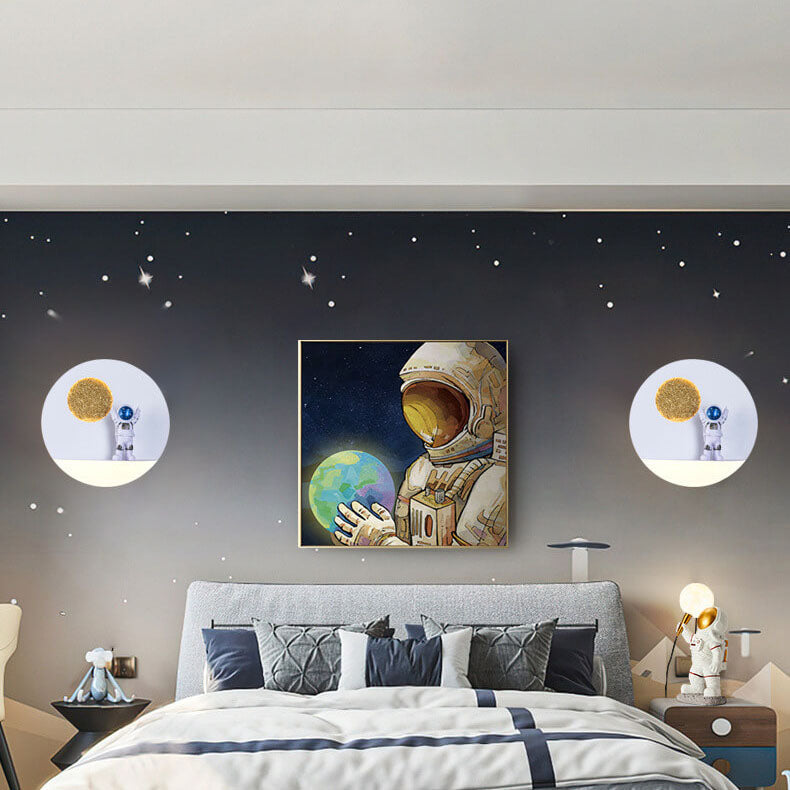 Contemporary creative iron resin round astronaut LED wall lamp for bedroom