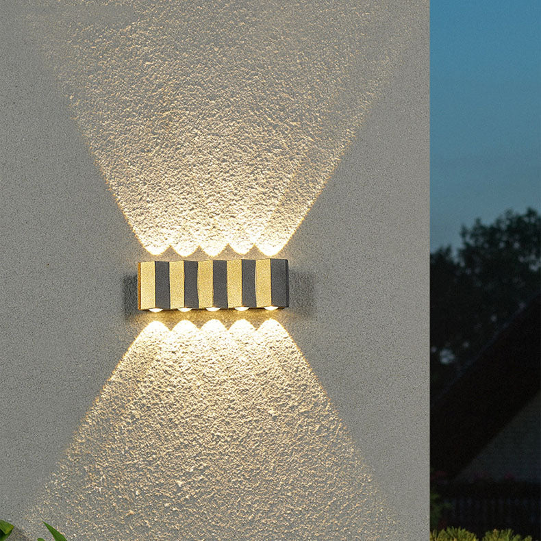 Modern Light Luxury Gold Aluminum Outdoor Waterproof Terrace LED Wall Light Lamp