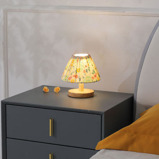 Modern minimalist creative iron flower-shaped 1-lamp table lamp