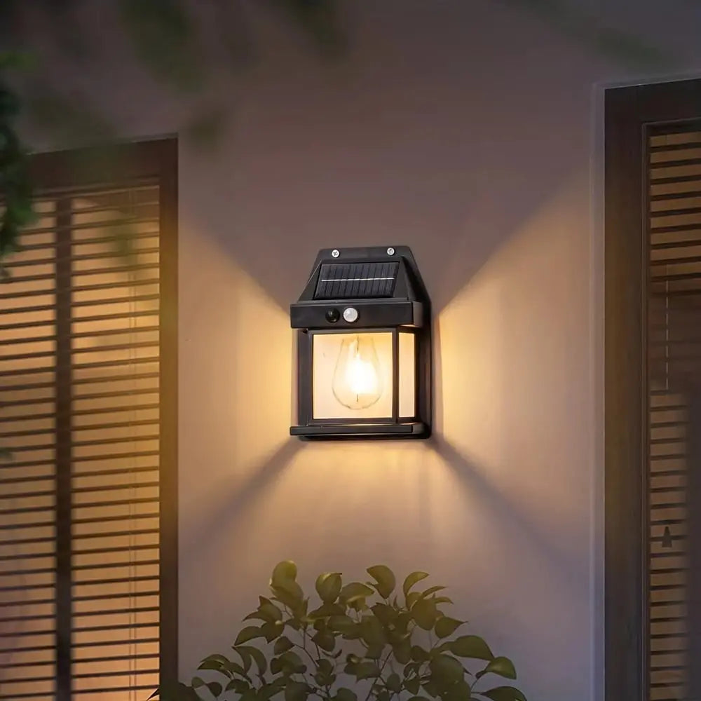 Solar Wall Lamp for Outdoor Use – With Motion Sensor & Twilight Automation