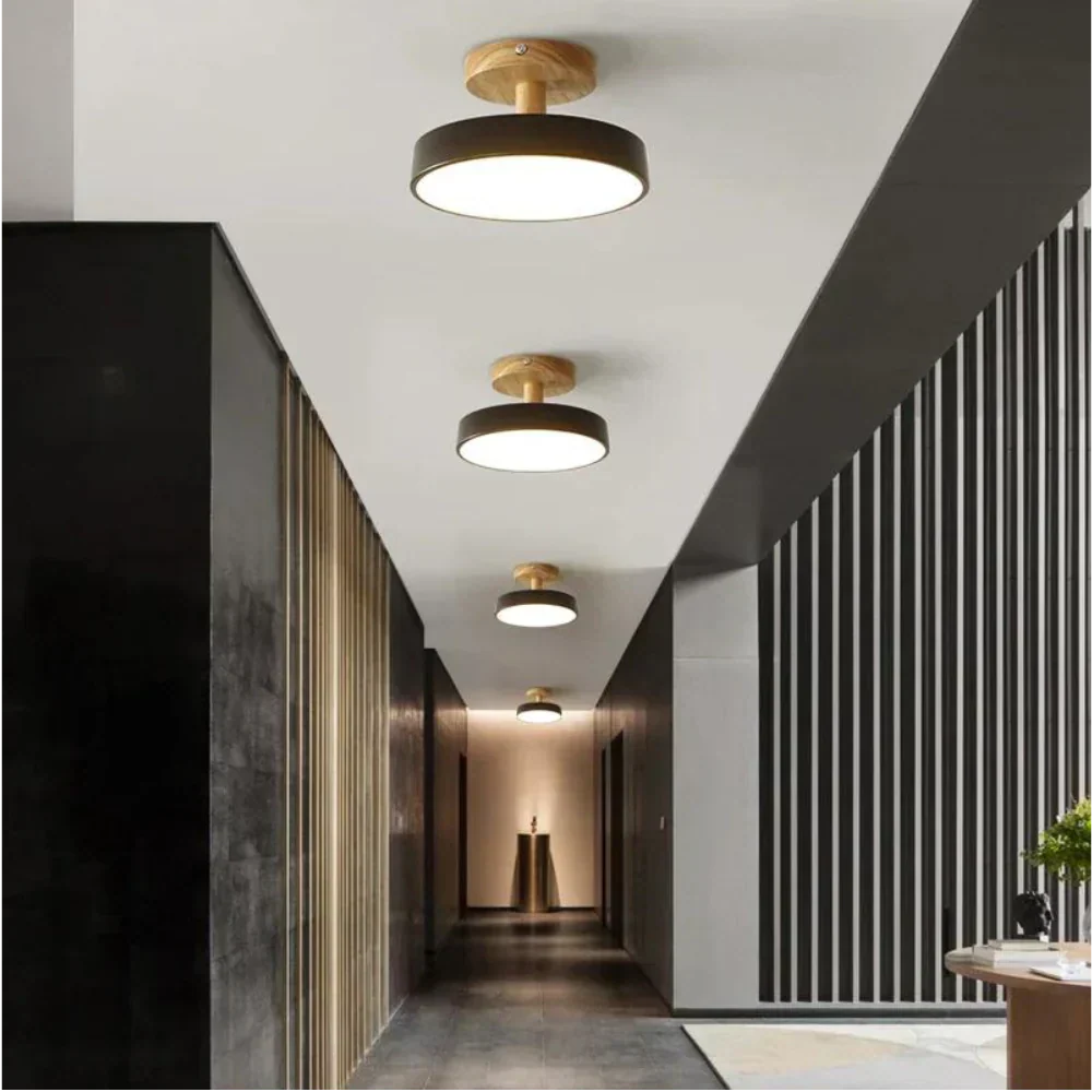 Compact modern LED ceiling lamp