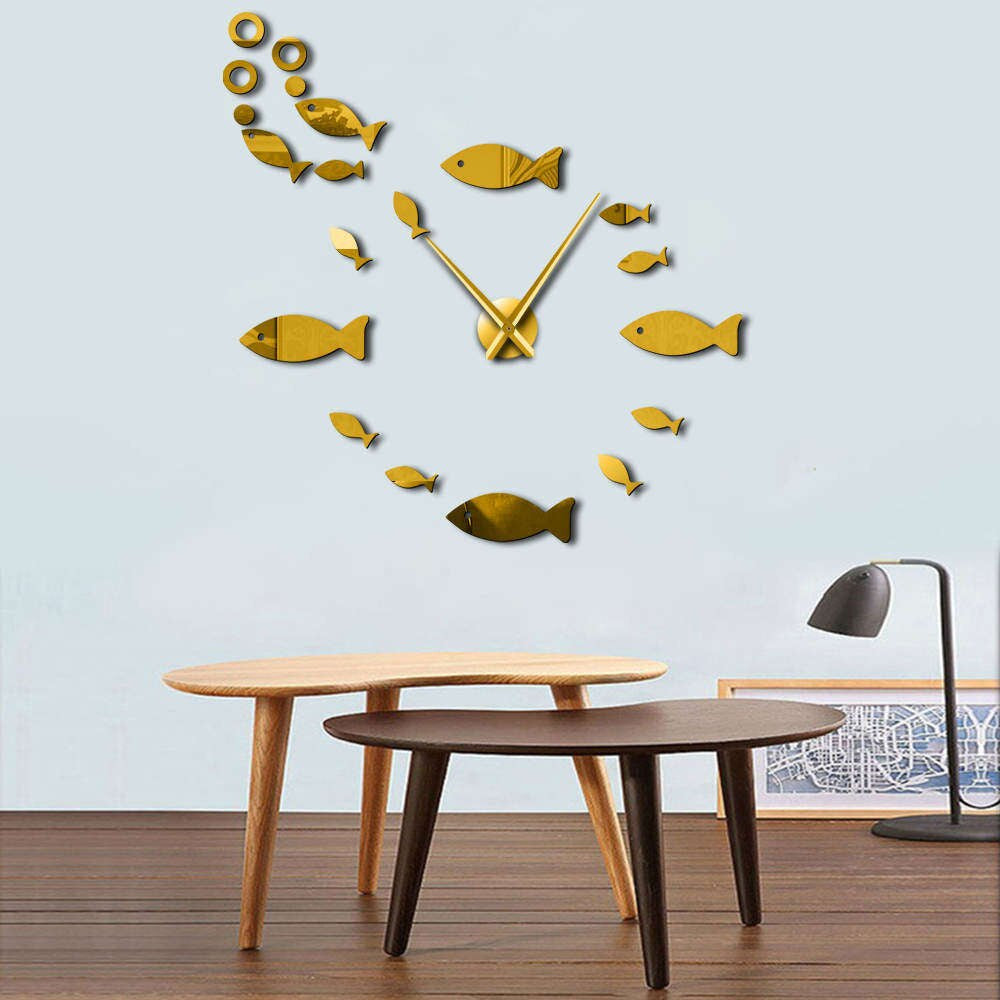 Madigas | EchoClock - Sleek Mirror Wall Design