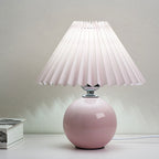 Nordic minimalist 1-light table lamp made of ceramic with folds