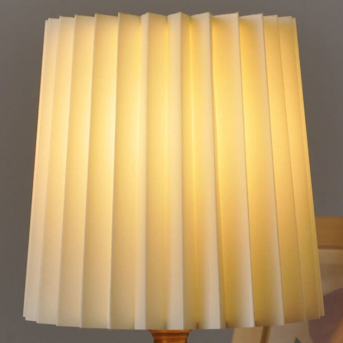 Vintage Korean Fold Column Solid Wood Base 1-Light Table Lamp