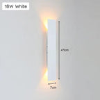 Light - Modern weatherproof LED wall lamp made of aluminum for outdoor use