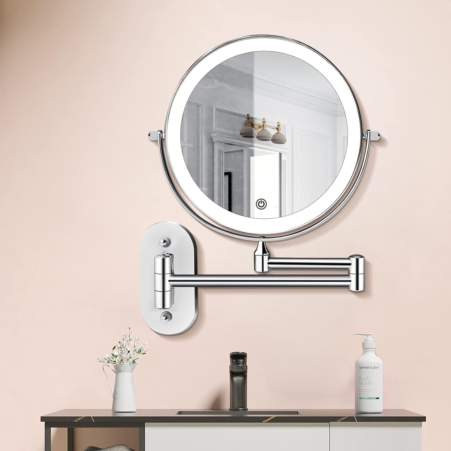 Illuminated wall mirror with 10x magnification and USB charging function | Madigas