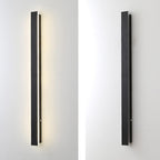 Svelte linear outdoor wall light IP65