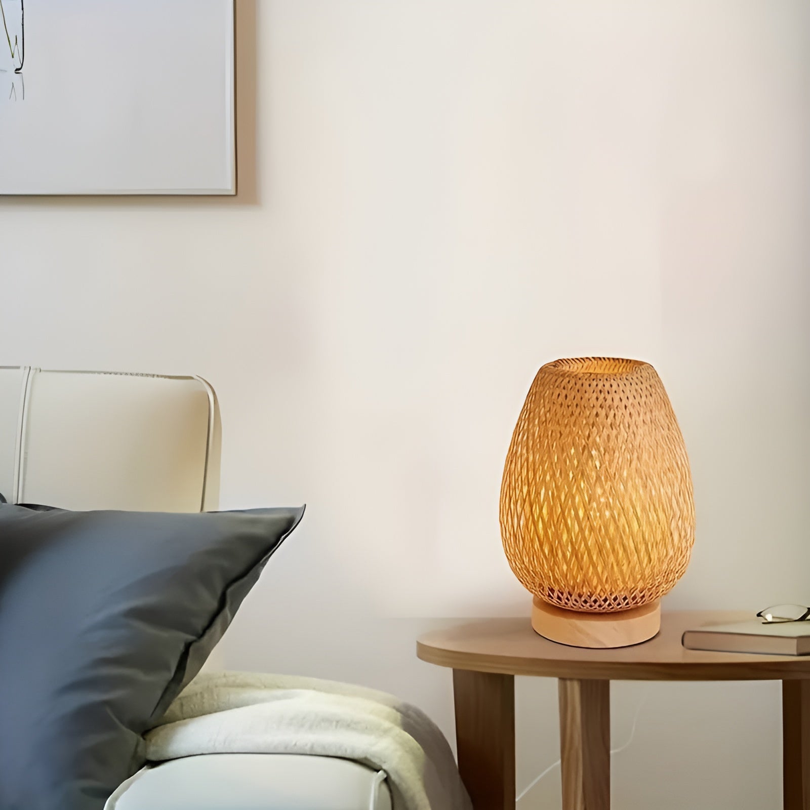 Bamboo desk lamp with USB power supply Sustainable and energy-efficient design