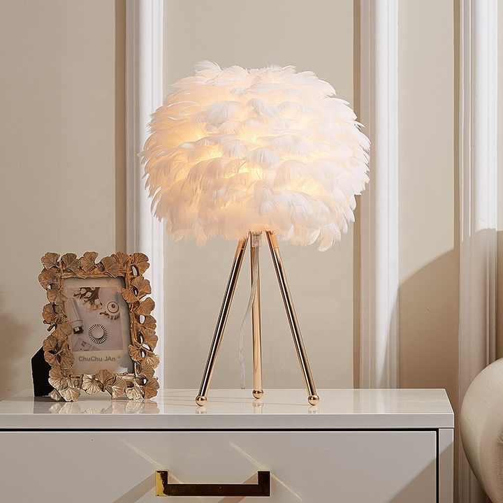 Blossom Table Lamp Elegant Feather Design with Dimmable Lighting