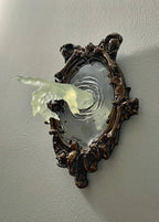 Madigas | Spirit in the Mirror – Shining 3D wall decoration made of resin for mysterious spaces