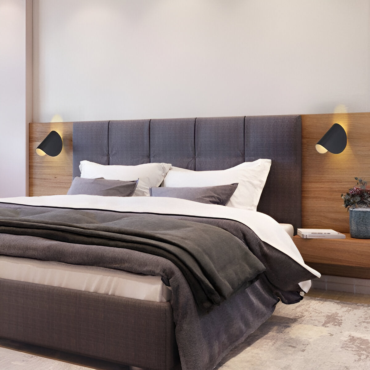 Twist Wall Light - Adjustable Metal Wall Lamp - Curved Wall Recess
