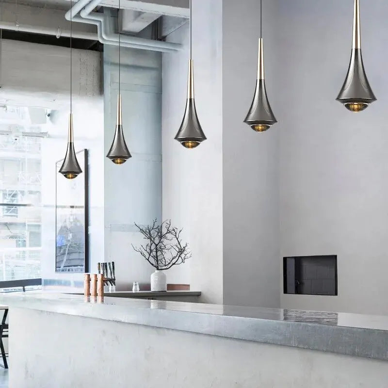 Modern silver pendant light – Stylish lighting for dining room or kitchen