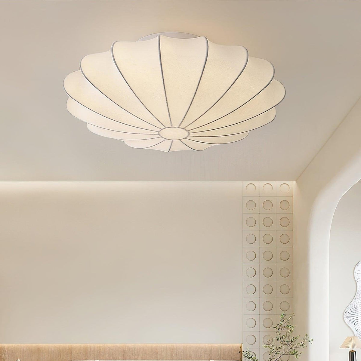 Bowl-shaped fabric ceiling lamp Elegant design