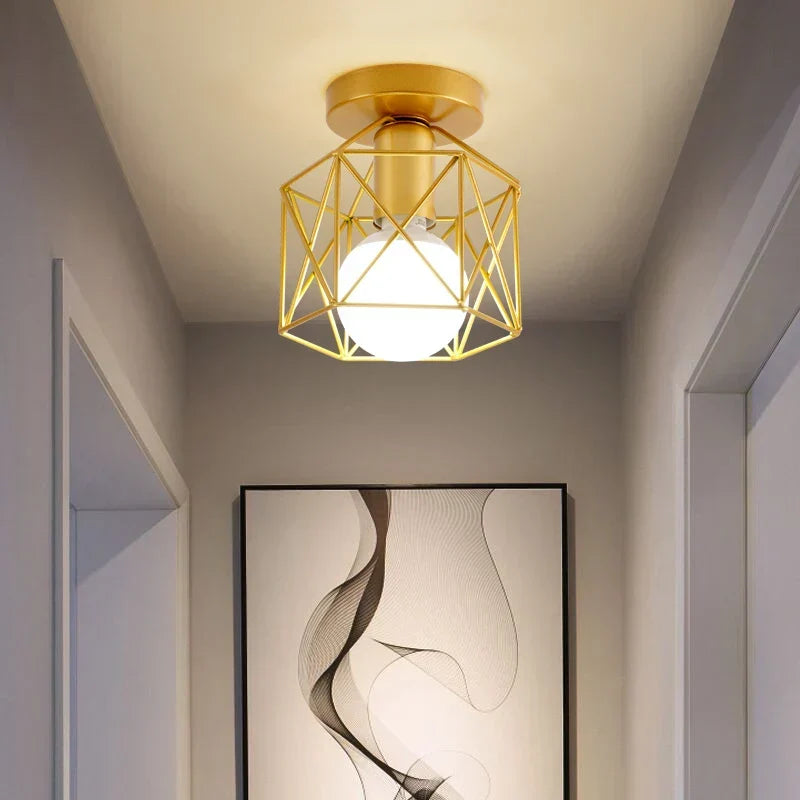 Modern ceiling light with golden metal grid – Stylish lighting for hallway and living room
