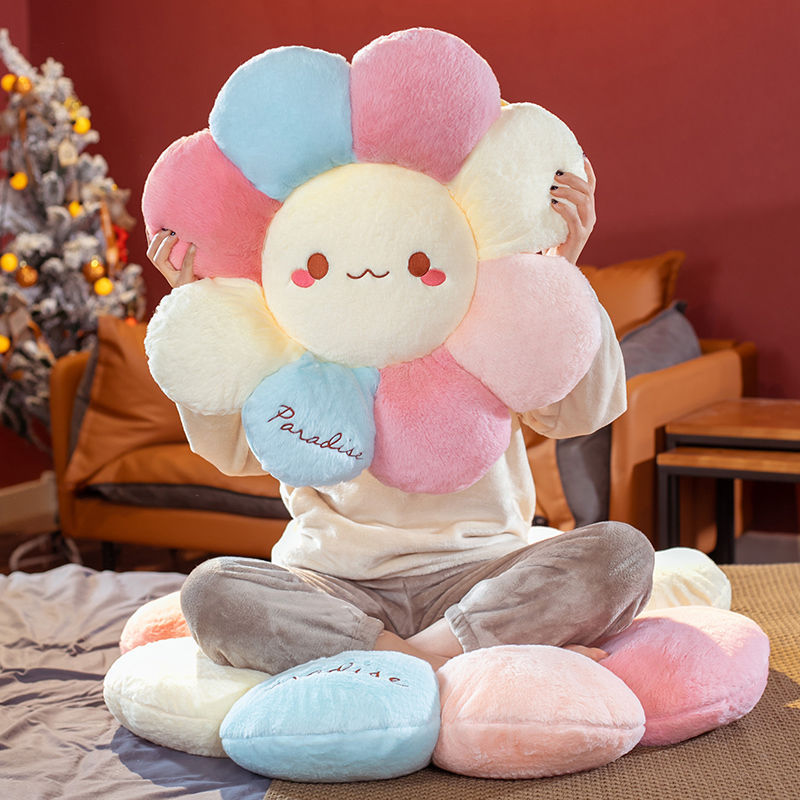 Plush cushion in flower shape Madigas