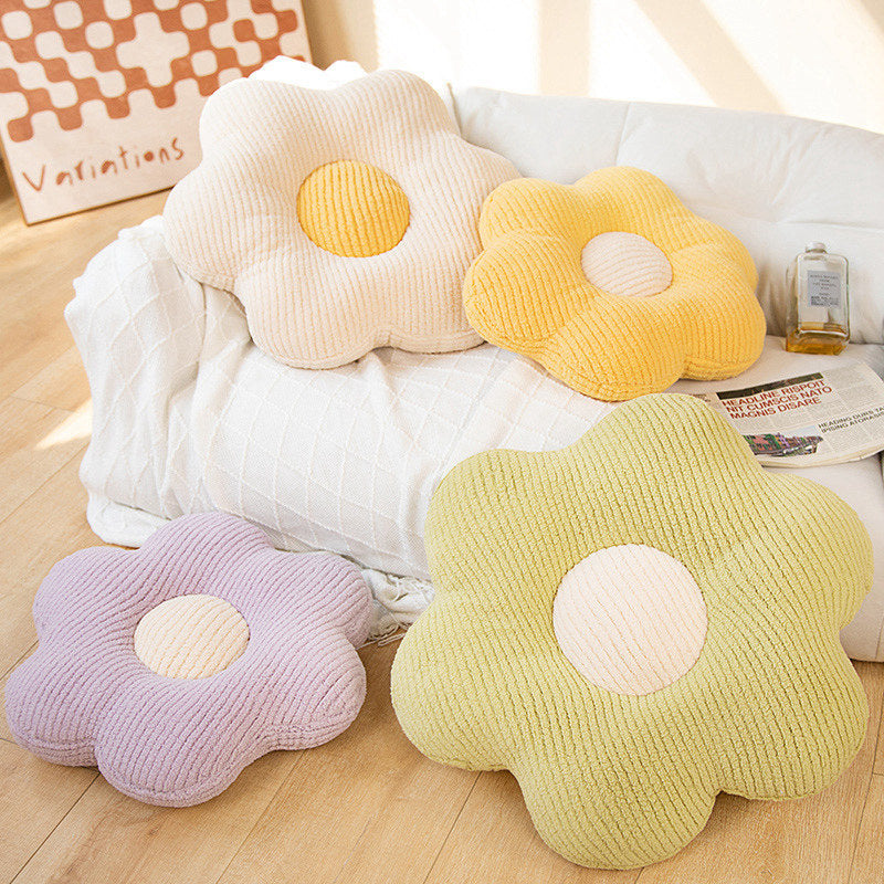 Flower-shaped cuddly pillow Madigas