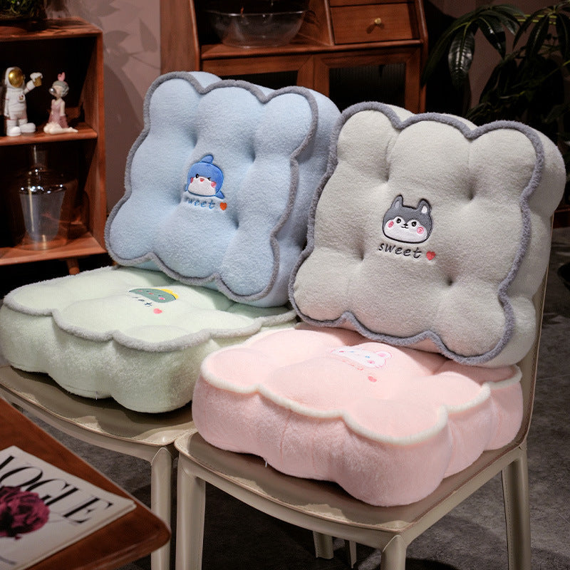 Plush pillow with animal-friendly design Madigas
