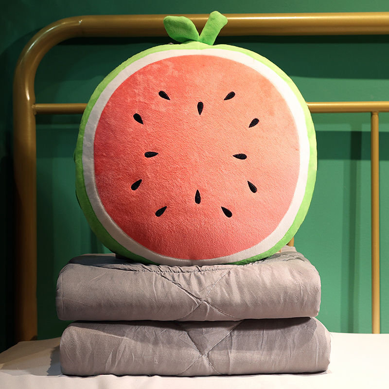 Plush pillow in carrot shape Madigas