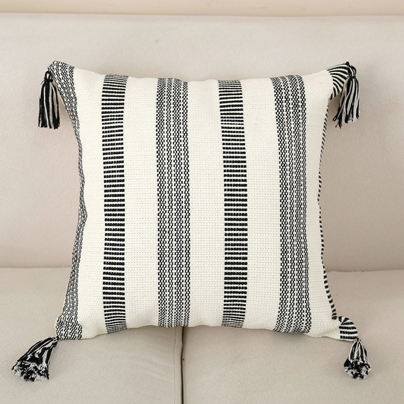 Decorative Pillowcase with Textured Design Madigas