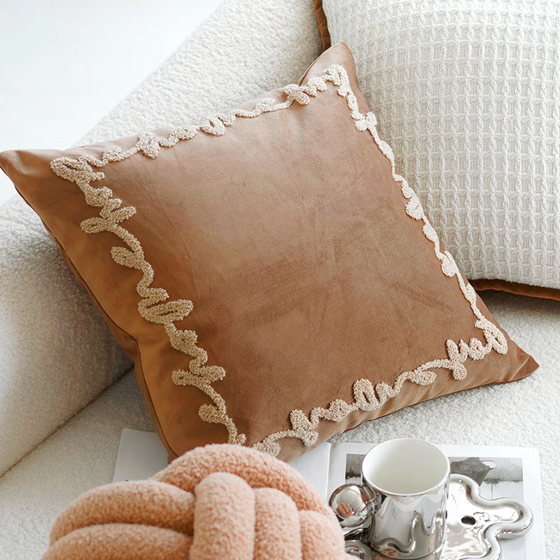 Structured Pillowcase with Elegant Edge Madigas