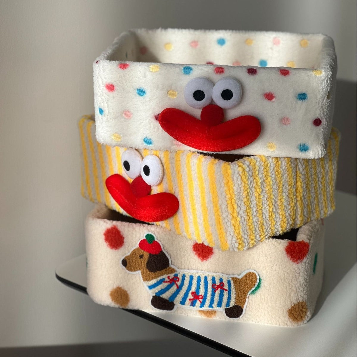 Toy storage box