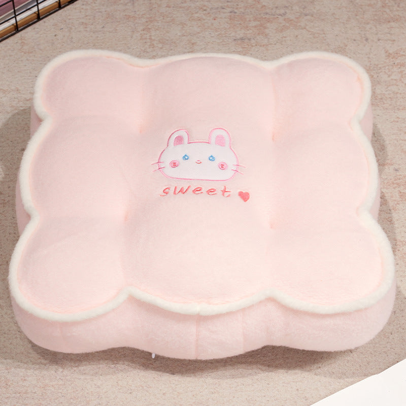 Plush pillow with animal-friendly design Madigas
