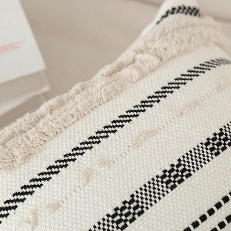 Decorative Pillowcase with Textured Design Madigas