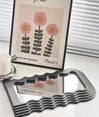 Madigas | Wave Shock Retro Mirror