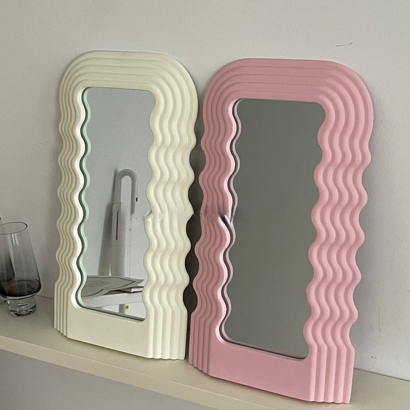 Madigas | Wave Shock Retro Mirror