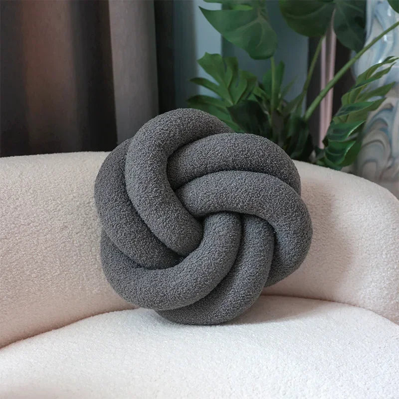 Nordic Cotton Boucle Knot Pillow | Madigas