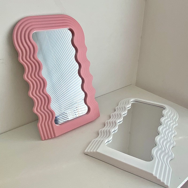 Madigas | Wave Shock Retro Mirror