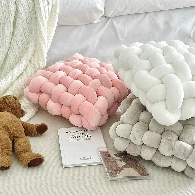 Chunky Woven Knot Cushion | Madigas