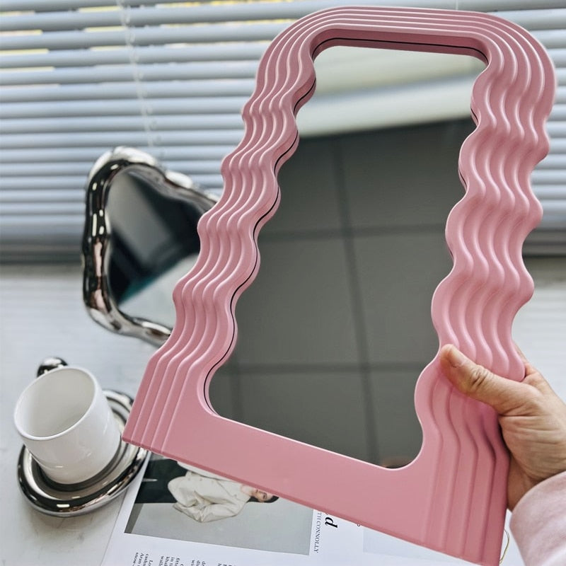 Madigas | Wave Shock Retro Mirror
