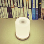 Contactless rechargeable table lamp | Dimmable LED table light with USB connection