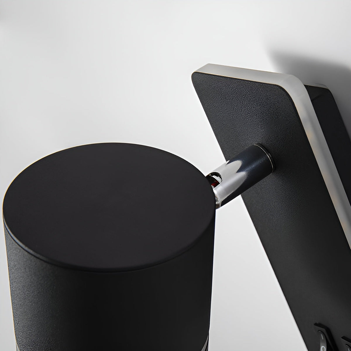 Swivel330 | Minimalistic Cylinder Wall Lamp – Adjustable 330° Rotatable LED Wall Light