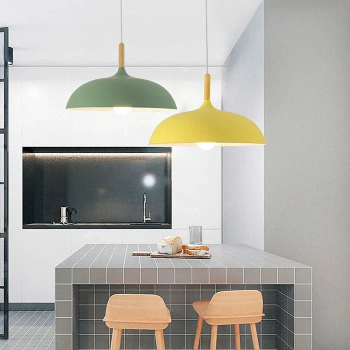 Ceiling light in Scandinavian oak - ScandiLuxe