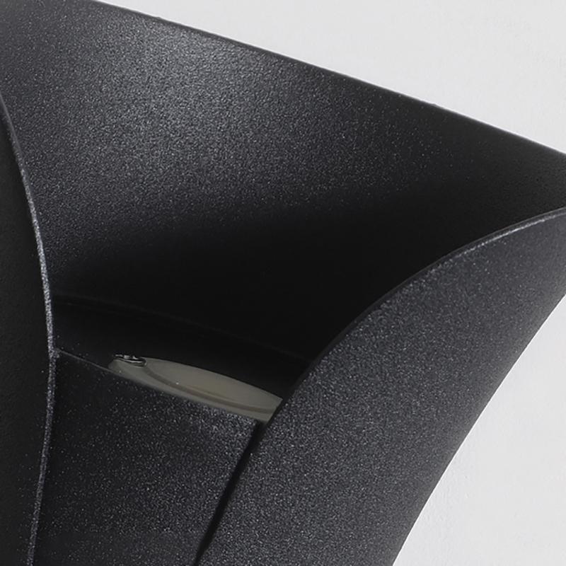 Elegant waterproof LED lamps with curved shape for the garden