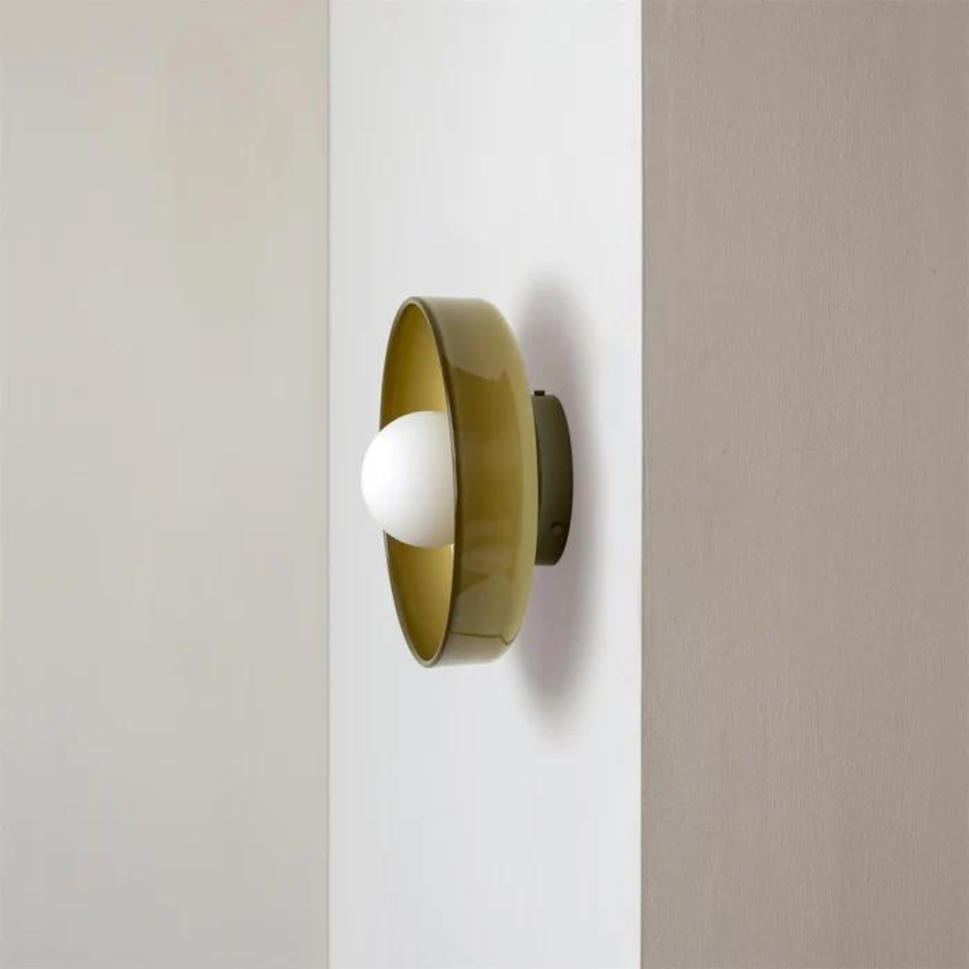Round ceiling light with stylish functionality - LumiSphere