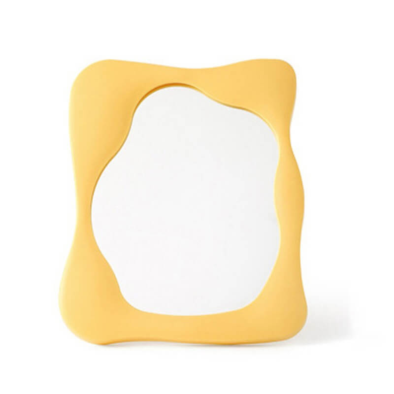 Madigas | Squiggly Makeup Mirror